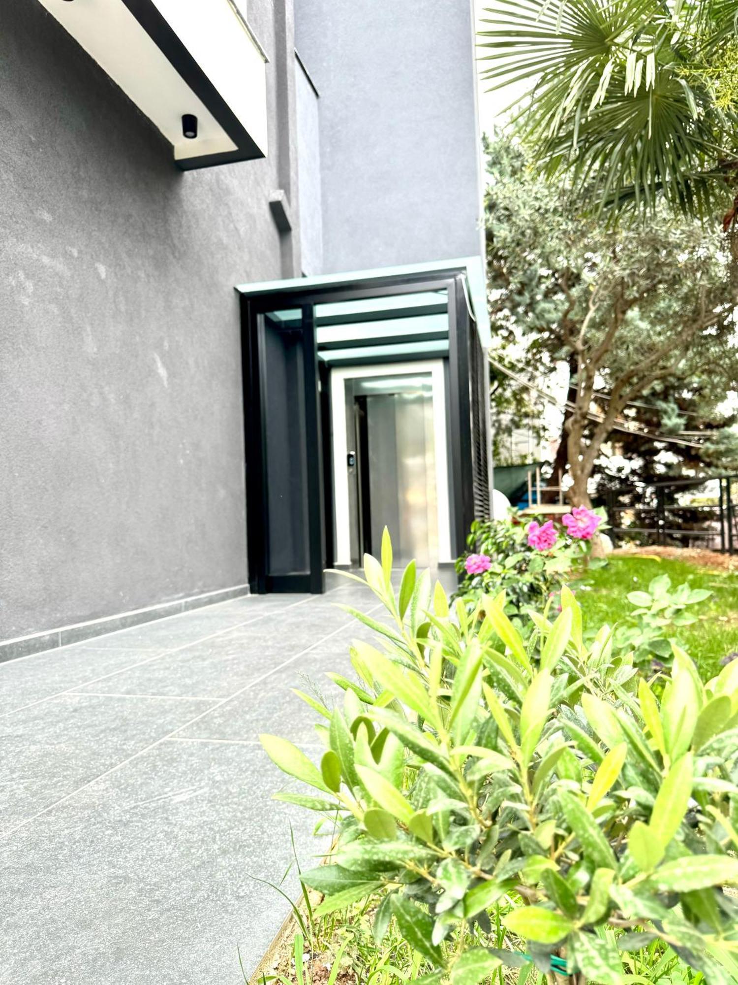 Joni Premium 4* Ksamil